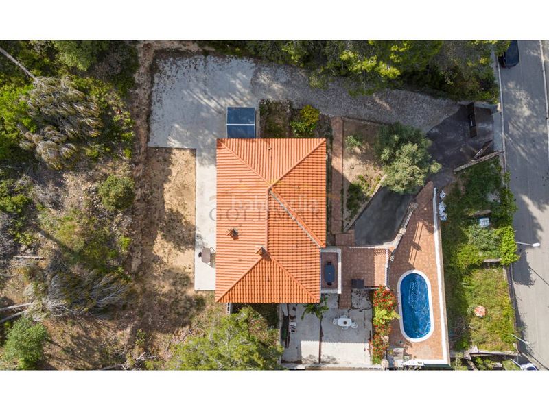 Foto 2e9a9aed-f05e-44fc-a0c8-99dc513169b2. Chalet in calle ciencias 21 in Corbera de Llobregat