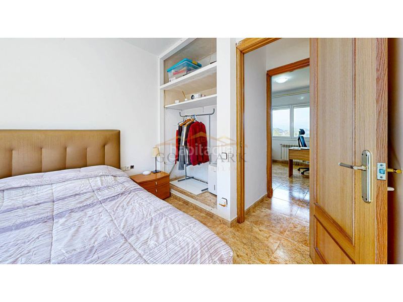 Foto 690d0378-a504-45e5-8256-04a7428b2ba7. Chalet in calle ciencias 21 in Corbera de Llobregat