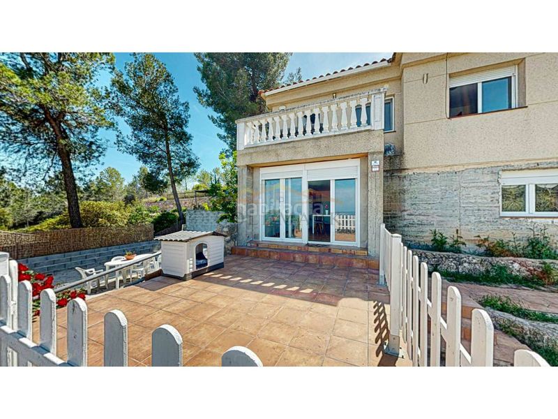 Foto 905d553f-b787-4388-9b8c-6f2690a247dc. Chalet in calle ciencias 21 in Corbera de Llobregat