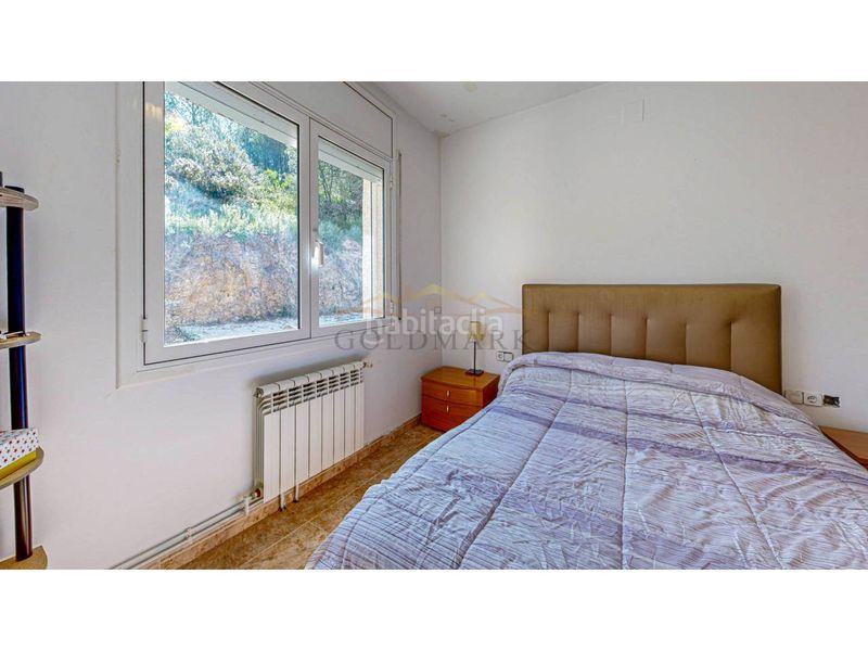 Foto a180b1a9-0c63-421d-b5f7-18611330b354. Chalet in calle ciencias 21 in Corbera de Llobregat