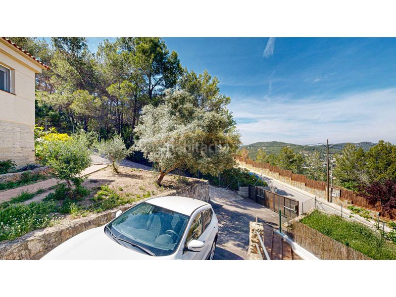 Foto c1e585ef-dc5a-4510-a08d-d5395235c95a. Chalet in calle ciencias 21 in Corbera de Llobregat