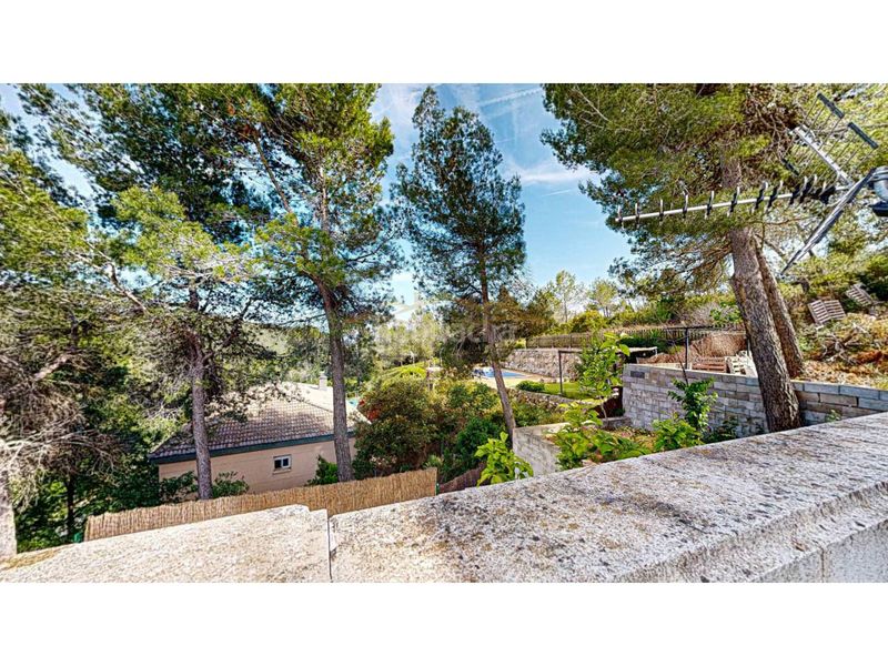Foto d4c3e5eb-e71c-410a-aaf5-d5163157c0b5. Chalet in calle ciencias 21 in Corbera de Llobregat