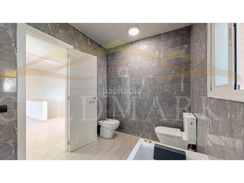 Foto dc675d00-67b1-45b8-b058-5c3e2486e029. Casa in vallès 27 in Roca del Vallès (La)