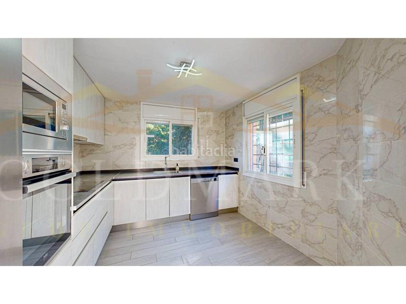 Foto e21cd429-f74b-4fc6-93b2-86c4dd709f99. Casa in vallès 27 in Roca del Vallès (La)