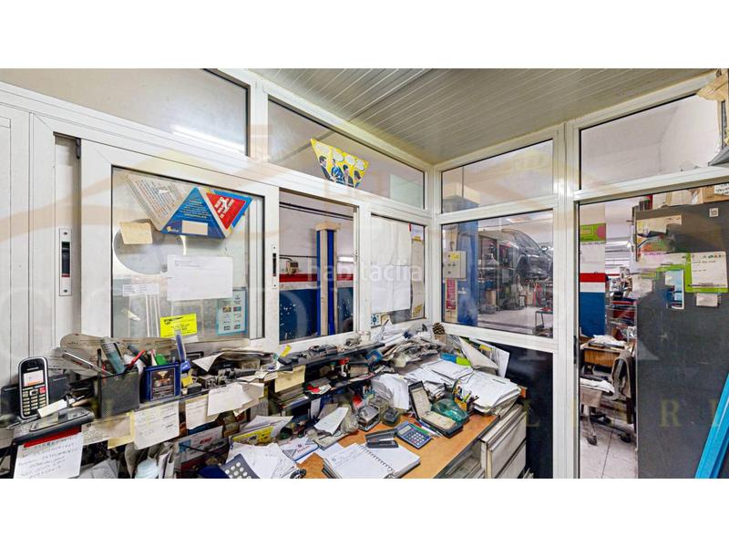 Foto c69a880b-25fc-4a38-ad25-c84f37415e58. Alquiler local comercial en salamanca 28 vea el tour virtual 3d en 4k en Gavà