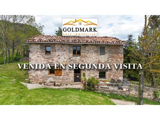 Mas à Calle cal mestre 1. Joya histórica en sant jaume de frontanyà masía cal mestre con v