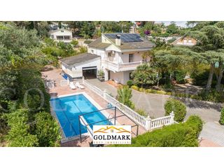 560.000 € — Casa en Calle Mozart 3