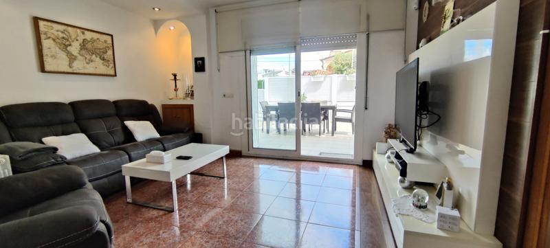 Foto 90406bec-6620-4a5f-9de6-72b31cc084de. Casa adosada cantonera con piscina privada en Coma-ruga platja Coma-ruga