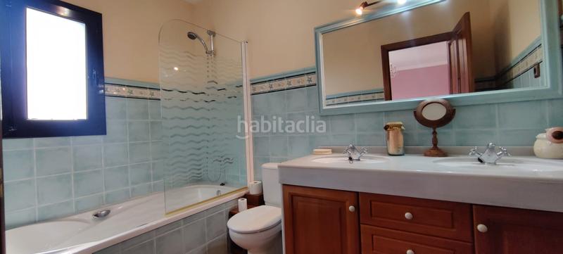 Foto 186b8591-d9e8-4f47-906f-6e0695053712. Chalet espectacular chalet con vistas al mar en Bellamar Calafell