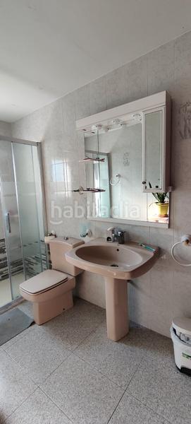 Foto d922f70e-a74b-4023-8546-a8856bca745c. Casa pareada pareado de 223m2, 4 habitaciones y amplio garaje en Cunit