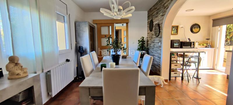 Foto 183f4d83-0df7-4527-983e-52fd786a6ad6. Chalet with fireplace heating parking pool in costa Cunit - els jardins - els rosers Cunit