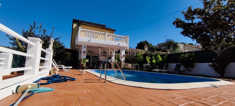 Foto 844b1730-6d94-4dfb-b016-1596faa03a9a. Chalet with fireplace heating parking pool in costa Cunit - els jardins - els rosers Cunit