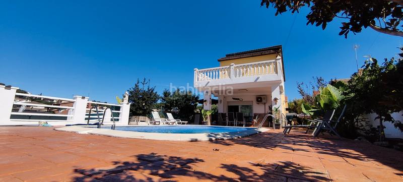 Foto fad5ba96-bcfe-4f94-8330-fa98656d3fbf. Chalet with fireplace heating parking pool in costa Cunit - els jardins - els rosers Cunit