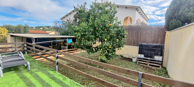 Foto 4fc6335d-598d-4c83-a55d-29c74e588d9a. Xalet amb xemeneia calefacció aparcament piscina a Roda de Barà