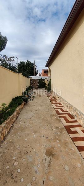 Foto ee5b03ed-4e8f-4cbc-97ef-59a134c0a537. Xalet amb xemeneia calefacció aparcament piscina a Roda de Barà