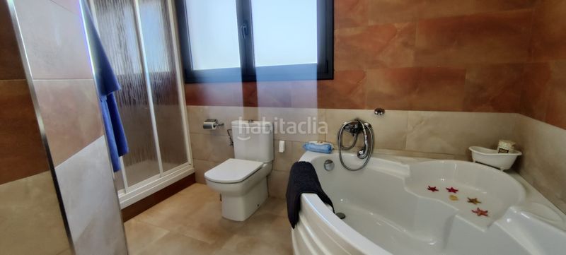Foto b8f73141-c64d-4803-8768-906aa5a384e9. Casa amb xemeneia calefacció aparcament piscina a Albinyana