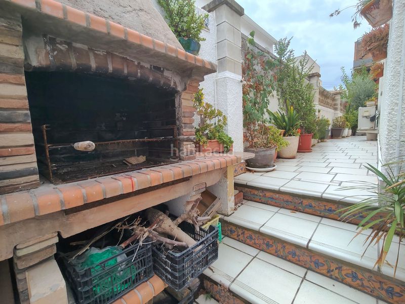 Foto a7469733-f6a7-4806-bd76-54cfdefaad8e. Casa adossada amb xemeneia calefacció aparcament a Cunit