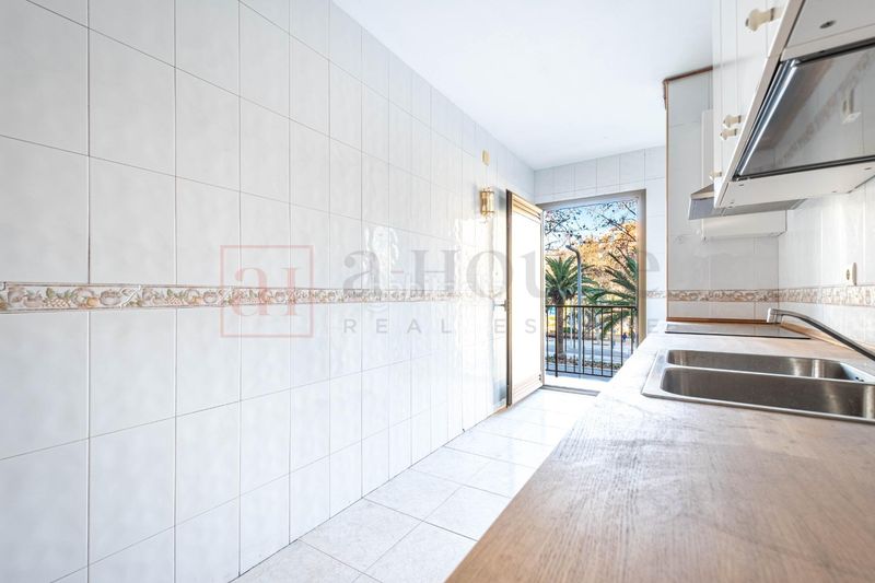 Foto 62bf5ad9-3ef6-4ce5-8d32-ead3350faacb. Pis amb calefacció a Sagrada Família Barcelona