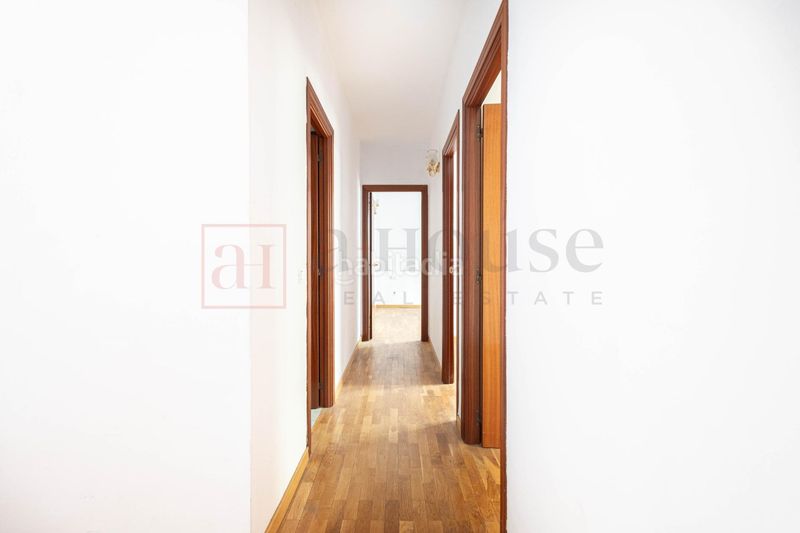 Foto 6950e5e8-0119-462d-88b5-07893c60e477. Pis amb calefacció a Sagrada Família Barcelona