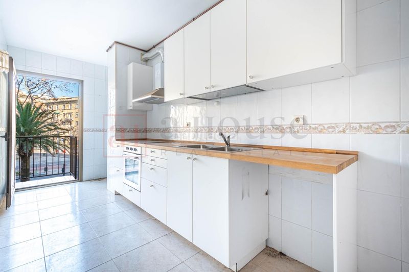 Foto 6d9093aa-eb16-4b1c-a2be-1f8dc951bcb0. Pis amb calefacció a Sagrada Família Barcelona