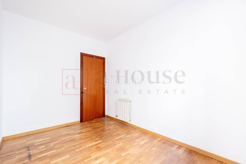 Foto cfb628ee-a5d0-4368-8a81-09b9bdaf0aaa. Pis amb calefacció a Sagrada Família Barcelona