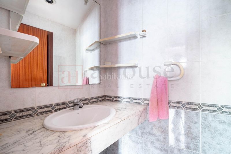 Foto f6d825b6-fe3b-41af-ad64-4333dbbcb4ab. Pis amb calefacció a Sagrada Família Barcelona