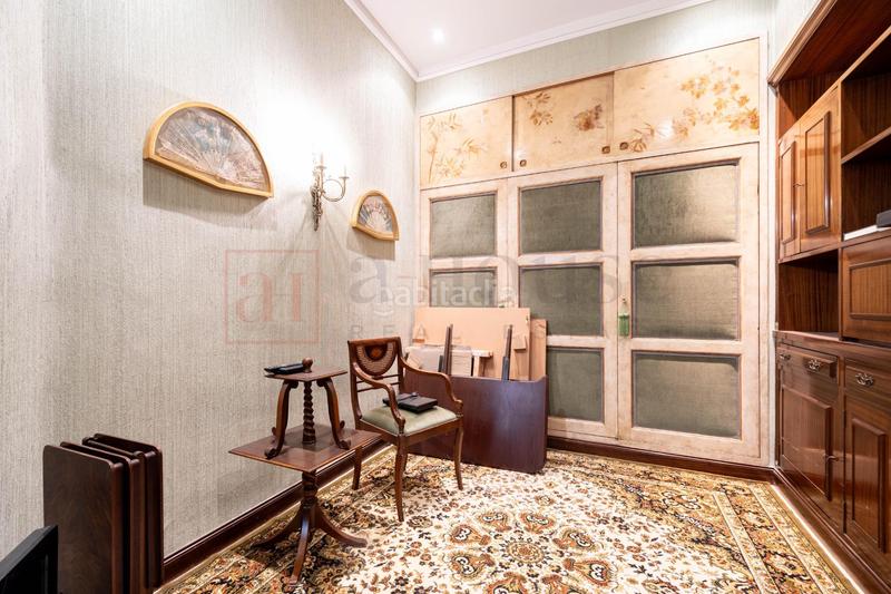 Foto b9f8922f-6afe-497b-ad05-5ce197d5447b. Flat with heating in L´Antiga Esquerra de l´Eixample Barcelona