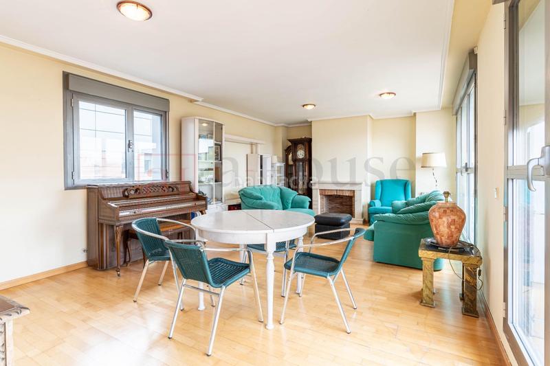 Foto 05edaeb2-4f71-4ec9-a8e1-fcae3cce2c41. Ático  con excelente ubicación y gran terraza en zona las ventas en Madrid