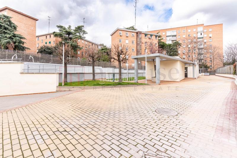 Foto 9f24f7af-9036-4663-8136-2069993fe47c. Ático  con excelente ubicación y gran terraza en zona las ventas en Madrid