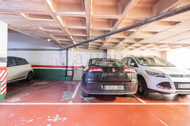 Foto 2d0c11a1-6226-411b-b8a2-3fdcad93fcee. Attique avec chauffage parking dans Dreta de l´Eixample Barcelona