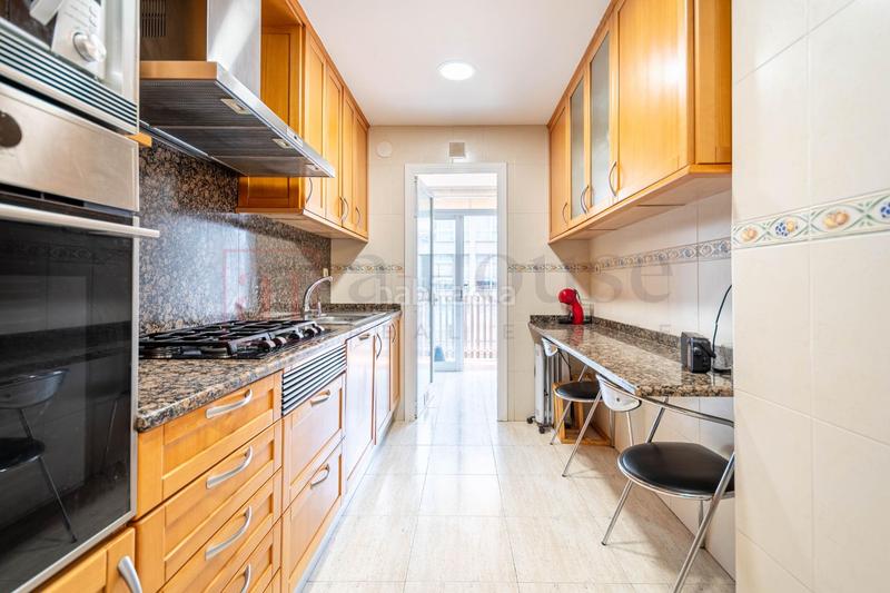 Foto 592de5c2-7235-4068-878c-e748719f5877. Attique avec chauffage parking dans Dreta de l´Eixample Barcelona