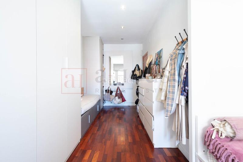 Foto 6e5614fc-69aa-42d5-8e91-1d73e2081e40. Pis amb calefacció a Sants Barcelona