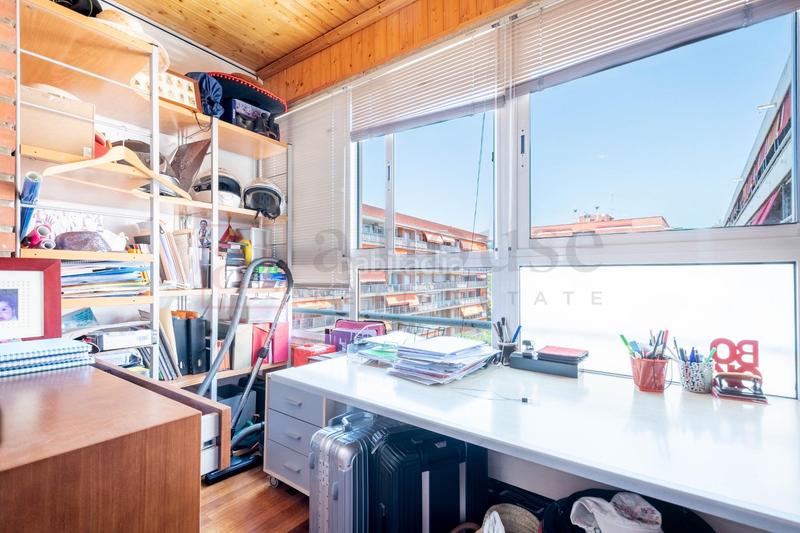 Foto b5d884a9-30ac-44b2-aa74-4aee8b6d81d6. Pis amb calefacció a Sants Barcelona