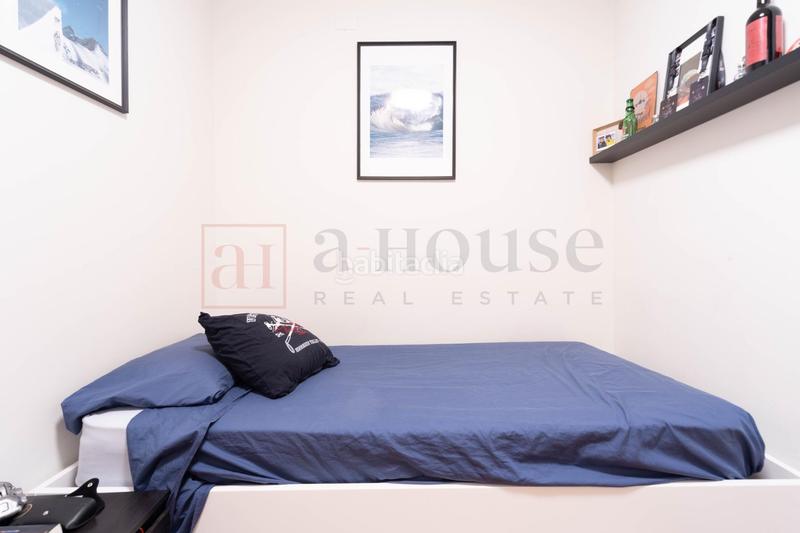 Foto f873b63a-7a63-4d4b-b23d-2dac35c7cd7d. Pis amb calefacció a Sants Barcelona