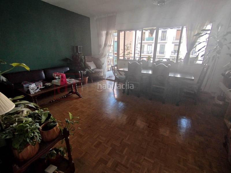 Foto 165c2245-eec0-43be-97ce-1872b8d2b239. Piso  para reformar con terraza en el barrio de Palacio en Madrid