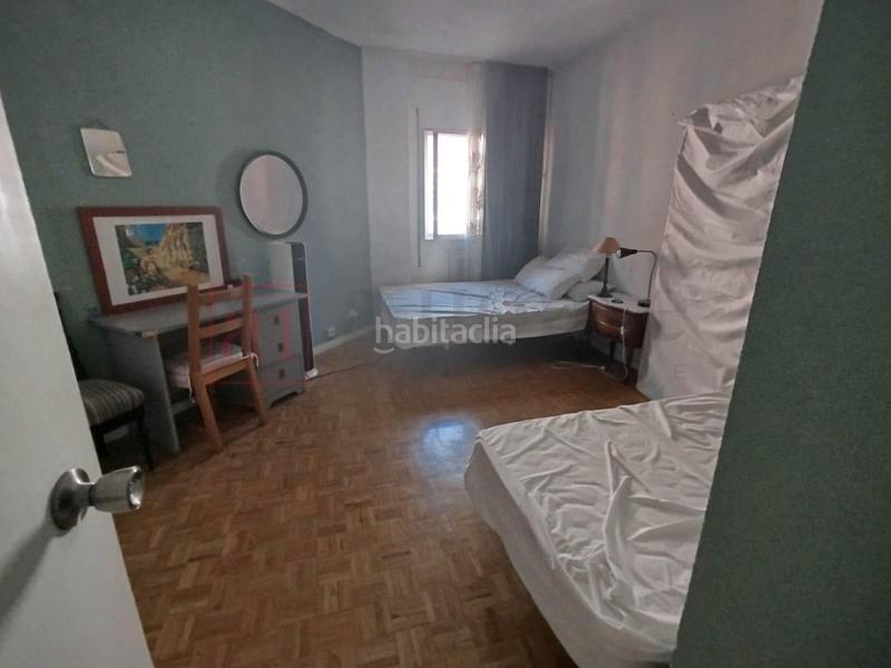 Foto 831c97c9-f9b2-4475-ab76-de06c0009677. Piso  para reformar con terraza en el barrio de Palacio en Madrid