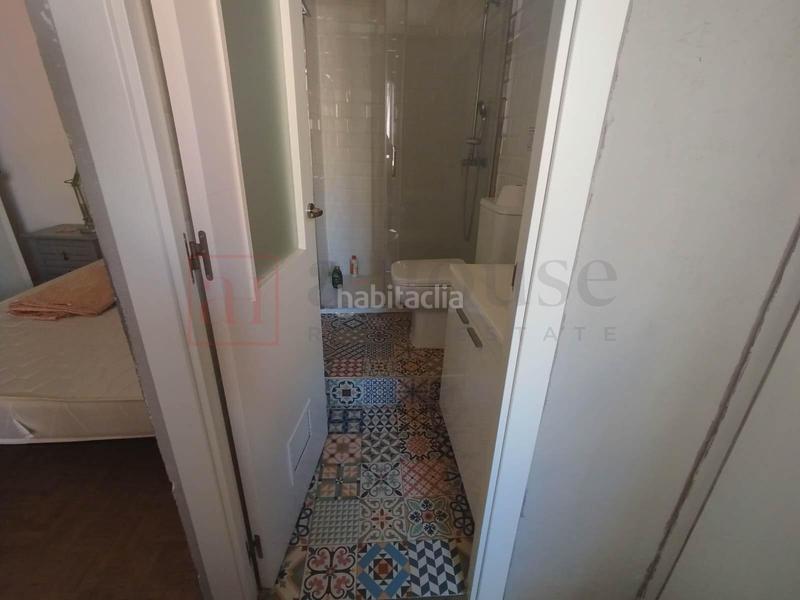 Foto 8597d45a-b75f-4d49-a1e7-f8a9a8ff4a70. Piso  para reformar con terraza en el barrio de Palacio en Madrid