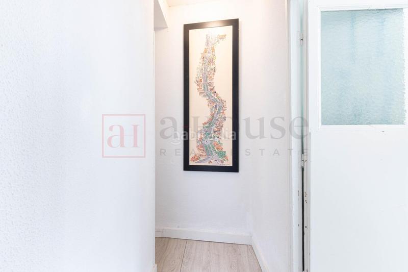 Foto 5731303f-7564-49bd-af2c-cb1d38fc8df7. Piso  exterior para entrar a vivir en la zona de Sol en Madrid