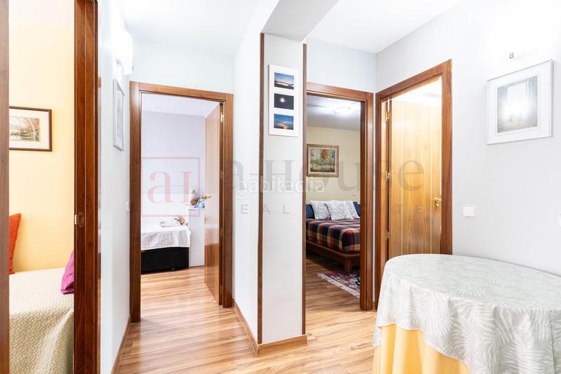 Foto c4da1ca5-b5f0-45c3-a7f0-5e621f2f66cf. Piso  exterior con terraza y balcón para entrar a vivir en el barrio de carabanchel en Madrid