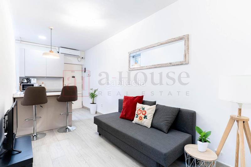 Foto 38a79b90-a808-40b3-8460-e8c69915369c. Local comercial a Embajadores-Lavapiés Madrid