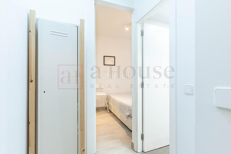 Foto 421fe98a-855f-4bd3-b123-c1e8318dc5c7. Local comercial a Embajadores-Lavapiés Madrid