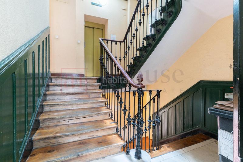 Foto 70e5bf8d-e86b-41ec-a82a-dc896625120b. Local comercial a Embajadores-Lavapiés Madrid