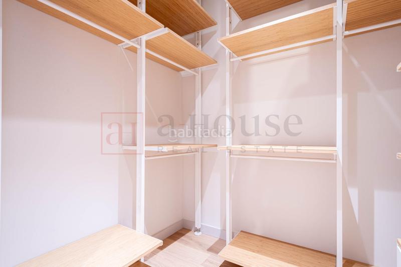 Foto 0fdbfcfe-948b-4ce2-a2e3-34ce4f52340e. Flat with heating in Barri de les Corts Barcelona