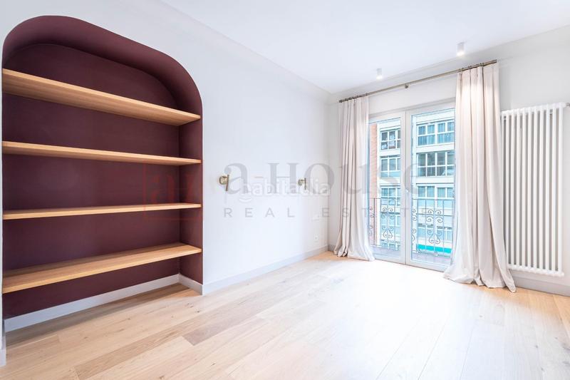 Foto 4a641937-3ac0-474d-a63c-57fc7ba5f2a6. Flat with heating in Barri de les Corts Barcelona