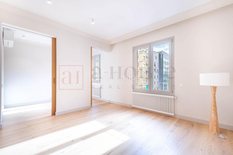 Foto 81851040-622e-4942-9512-3093f4b22f46. Flat with heating in Barri de les Corts Barcelona