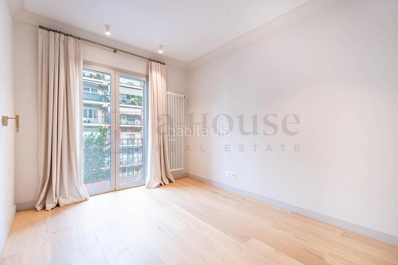 Foto 84458e8b-025d-457e-a891-b676830b46b6. Flat with heating in Barri de les Corts Barcelona