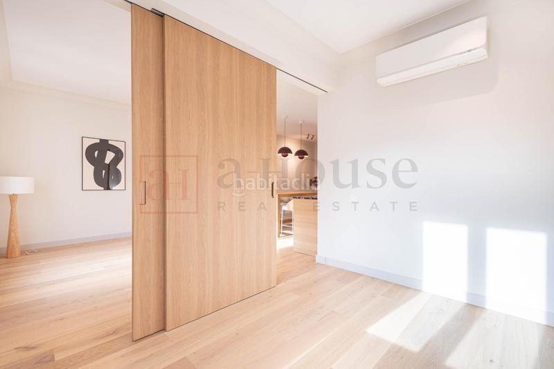 Foto e429810d-eced-44b2-ad07-cf0ab62ddf0b. Flat with heating in Barri de les Corts Barcelona