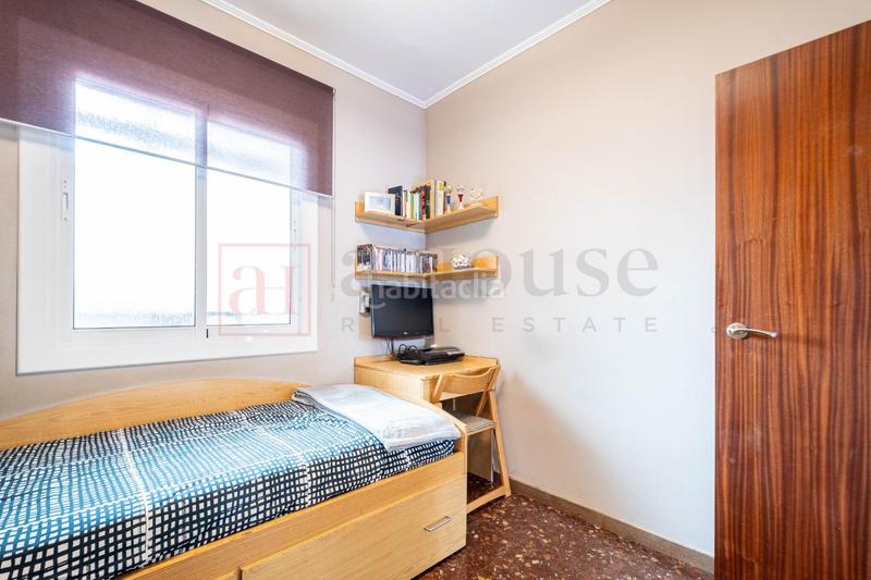 Foto b79f9a3d-4260-4ad0-a832-5e86b00e28e7. Piso  con terraza en lantiga esquerra de leixample en Barcelona