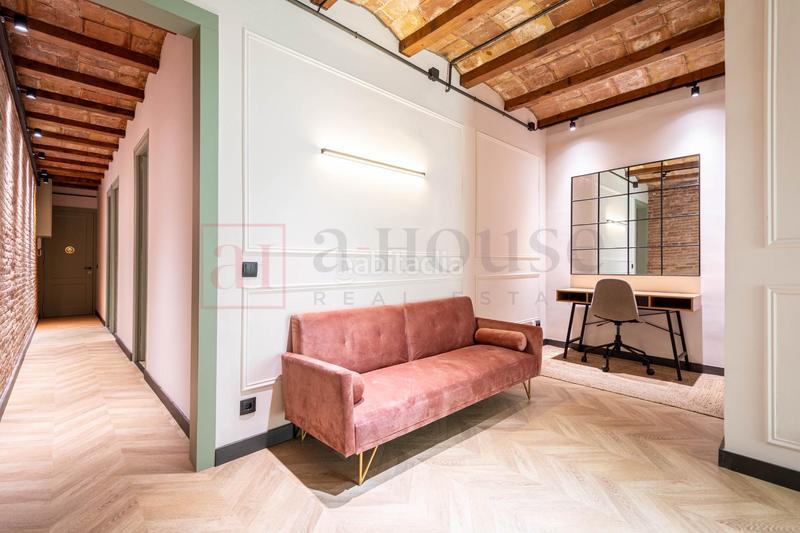 Foto c0aacef2-74c4-4132-84cd-0f39471a121e. Piso  reformado con excelente ubicacion en la vila de gracia en Barcelona