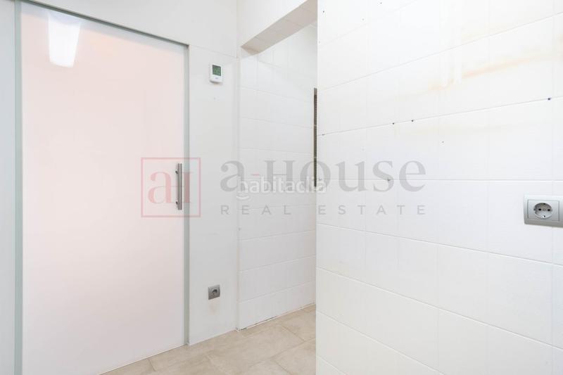 Foto 618413ce-ee06-4606-9234-5646ba98186b. Piso  luminoso con balcón para entrar a vivir en la nova esquerra de l eixample en Barcelona